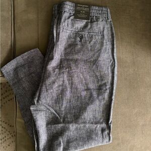 Men’s Banana Republic Linen dress pants